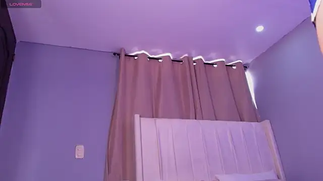 Snapshot of Shenoa1 chatting on 15, 11, 2025 Shenoa1 online show from 15, 11, 2025