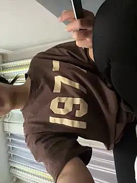 Mia Meow  online show from 17, 3, 2025