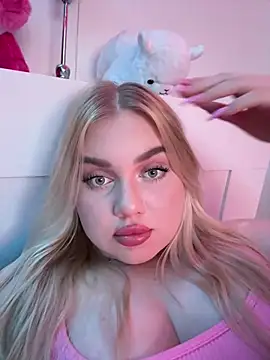 Snapshot of lwikaaa chatting on 22, 3, 2025 lwikaaa online show from 22, 3, 2025