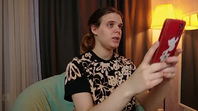 KIKI Krash online show from 3, 3, 2026