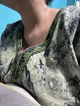 Snapshot of bihari_hu4 chatting on 21, 12, 2025 bihari hu4 online show from 21, 12, 2025