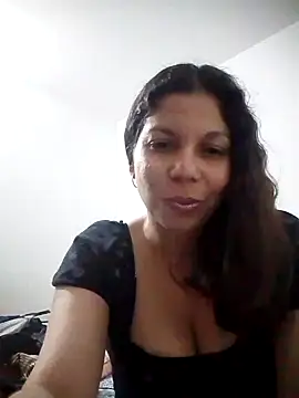 Carliina Soussa online show from 10, 2, 2025