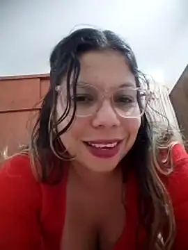 Carliina Soussa online show from 6, 4, 2026