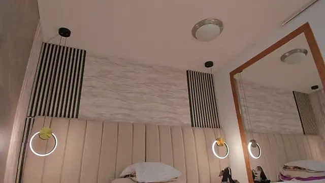 laura smith33 online show from 1, 10, 2025