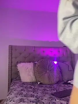 ZoeJohnsoon online show from 8, 2, 2026