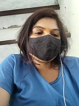 Snapshot of illay_love chatting on 3, 3, 2026 illay love online show from 3, 3, 2026