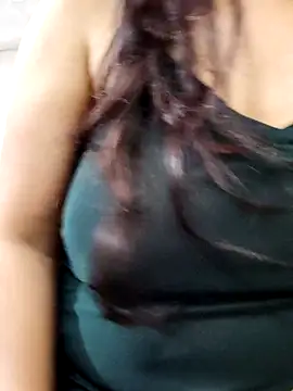 Snapshot of illay_love chatting on 10, 3, 2026 illay love online show from 10, 3, 2026