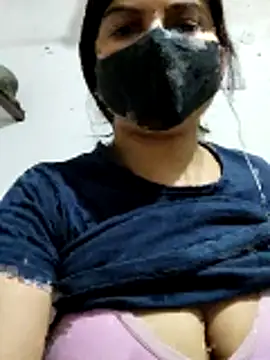 Snapshot of illay_love chatting on 25, 3, 2026 illay love online show from 25, 3, 2026