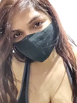 Snapshot of illay_love chatting on 14, 4, 2026 illay love online show from 14, 4, 2026