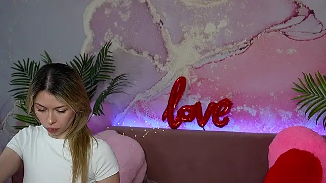 MayaRayy online show from 23, 2, 2026