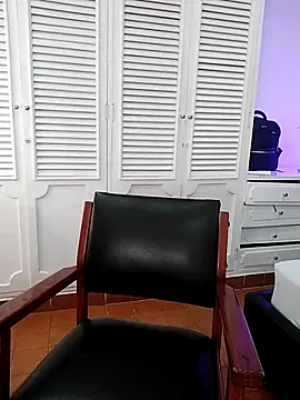 Adel Nesbiit online show from 10, 3, 2026