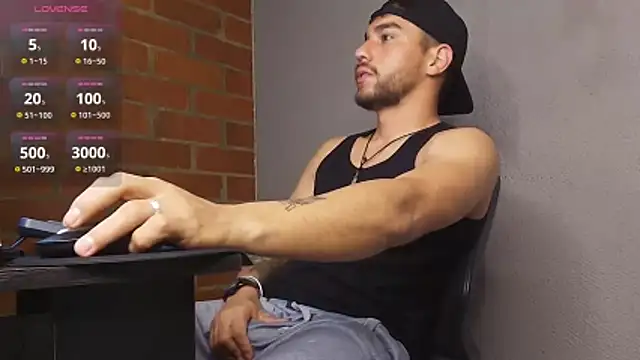 Snapshot of Leandro_valenzuela chatting on 11, 5, 2026 Leandro valenzuela online show from 11, 5, 2026