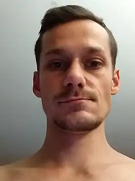 Snapshot of Crazzy_Maiky chatting on 4, 1, 2025 Crazzy Maiky online show from 4, 1, 2025