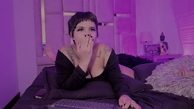 BonnieAnderson  online show from 8, 6, 2026