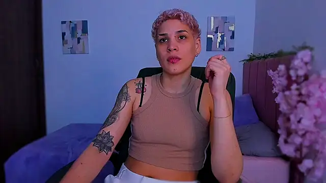 Charlee pink online show from 18, 12, 2025