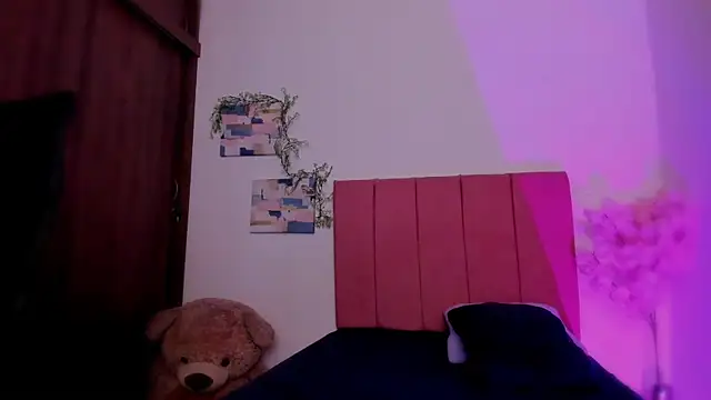 Charlee pink online show from 14, 2, 2026