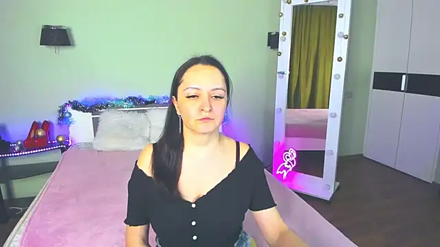 Snapshot of AngellLika chatting on 12, 12, 2024 AngellLika online show from 12, 12, 2024