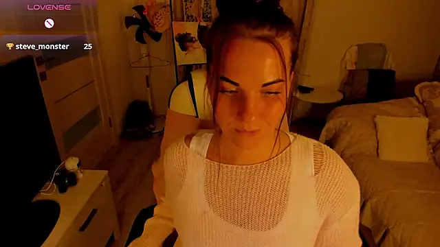 Snapshot of masha19981 chatting on 14, 10, 2025 masha19981 online show from 14, 10, 2025