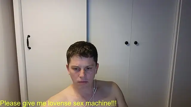 Snapshot of BigL0ve chatting on 22, 6, 2026 BigL0ve online show from 22, 6, 2026