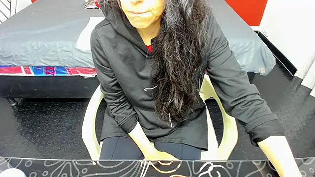 Snapshot of Abrillee1 chatting on 13, 2, 2025 Abrillee1 online show from 13, 2, 2025