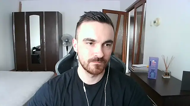 Snapshot of mu5clemania2 chatting on 22, 4, 2026 mu5clemania2 online show from 22, 4, 2026
