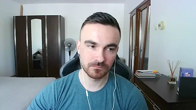 Snapshot of mu5clemania2 chatting on 4, 5, 2026 mu5clemania2 online show from 4, 5, 2026