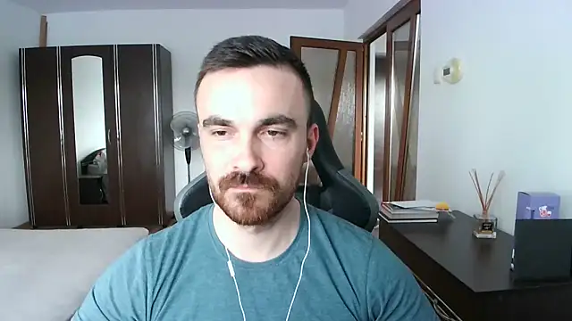 Snapshot of mu5clemania2 chatting on 17, 5, 2026 mu5clemania2 online show from 17, 5, 2026
