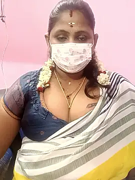 Snapshot of rithikka chatting on 25, 11, 2025 rithikka online show from 25, 11, 2025