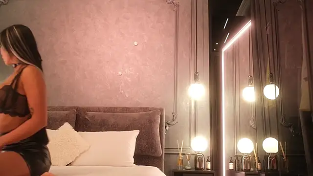 Ami Katana online show from 30, 11, 2025