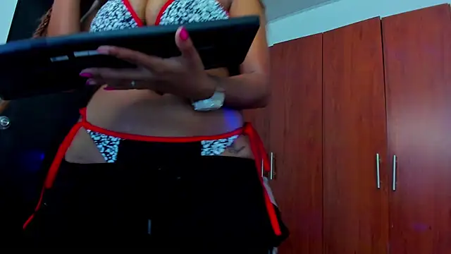 moon HoneyX online show from 22, 12, 2024