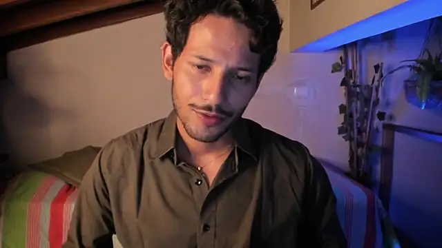 Snapshot of Nicholasrodrii chatting on 16, 4, 2026 Nicholasrodrii online show from 16, 4, 2026