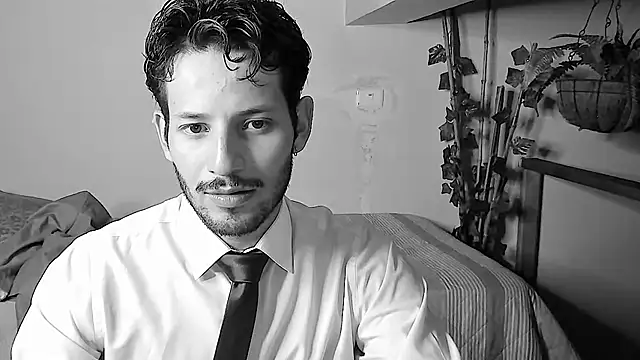 Nicholasrodrii online show from 27, 6, 2026