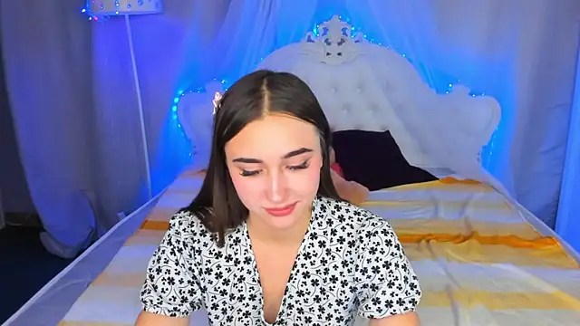 EvaLil online show from 4, 12, 2024