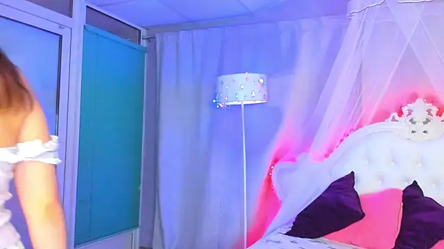 EvaLil online show from 5, 12, 2024