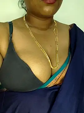 Snapshot of Sexy_Ammu_Telugu chatting on 20, 2, 2025 Sexy Ammu Telugu online show from 20, 2, 2025