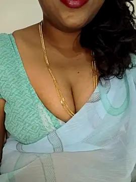 Snapshot of Sexy_Ammu_Telugu chatting on 25, 2, 2025 Sexy Ammu Telugu online show from 25, 2, 2025