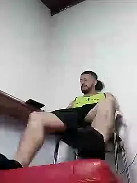 AndresSmith   online show from 2, 12, 2024