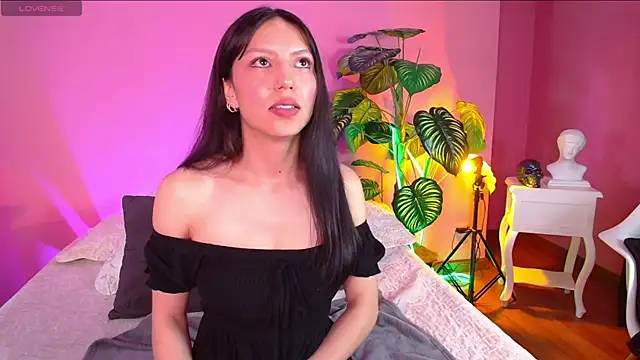 Snapshot of Bianca_ks chatting on 19, 12, 2024 Bianca ks online show from 19, 12, 2024