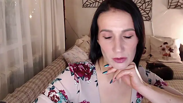 Snapshot of pepper_milf chatting on 5, 12, 2024 pepper milf online show from 5, 12, 2024