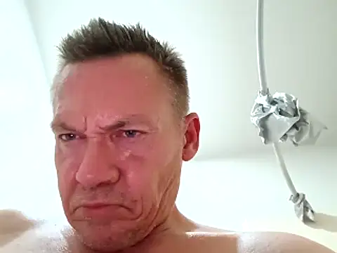 Snapshot of ed44435 chatting on 8, 1, 2026 ed44435 online show from 8, 1, 2026