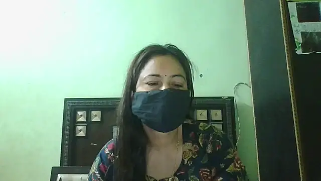 couplesuni online show from 9, 4, 2026