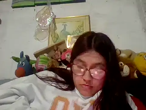 dafne19  online show from 8, 1, 2025