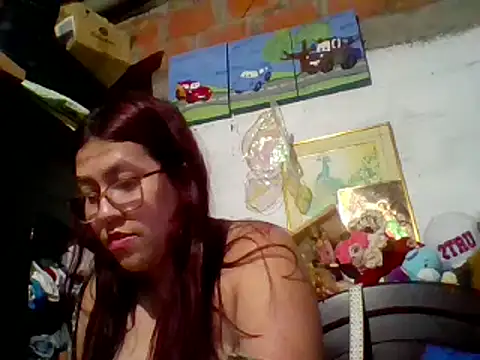 dafne19  online show from 12, 1, 2025