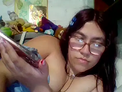 dafne19  online show from 13, 2, 2025