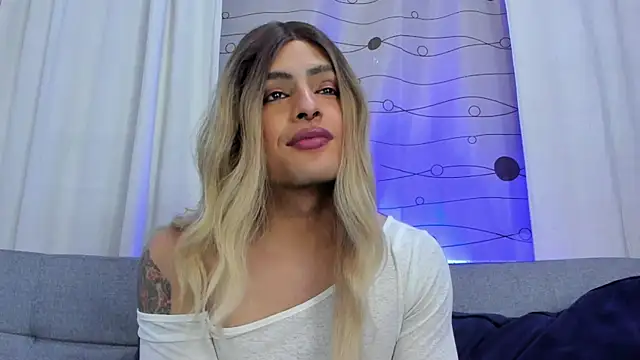 Snapshot of LukaCastillo chatting on 21, 2, 2025 LukaCastillo online show from 21, 2, 2025