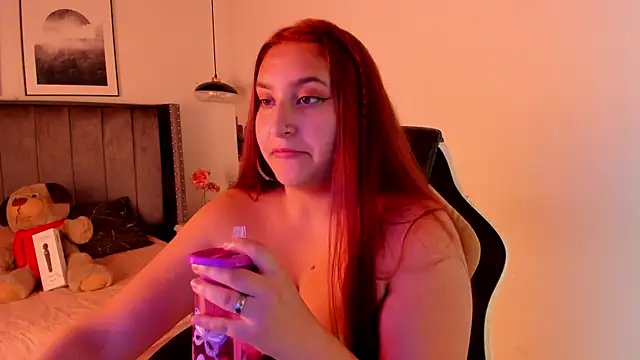 Alaia Cute online show from 8, 1, 2025