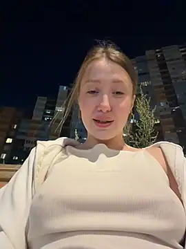 Sophie Avory online show from 4, 8, 2026