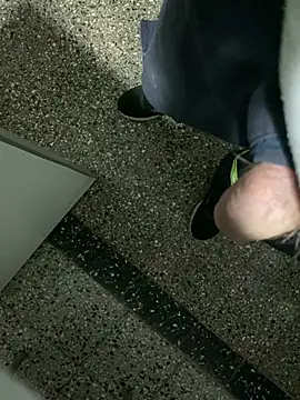 Julian 23312 online show from 21, 4, 2026