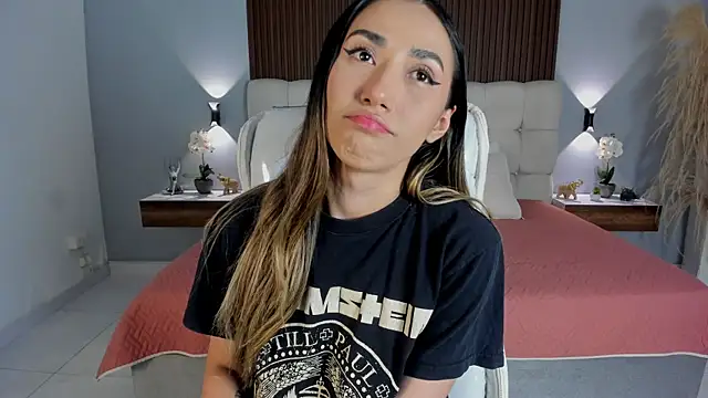Emma23   online show from 30, 6, 2026