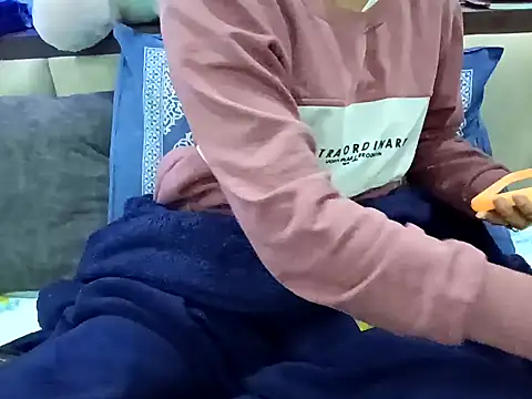 GoldnessAishu online show from 23, 12, 2024